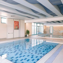 piscina-coperta-parco-di-venere-1